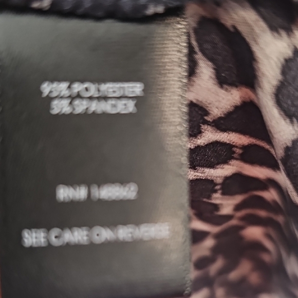 Torrid Black and White Animal Print Blouse - Picture 8 of 9